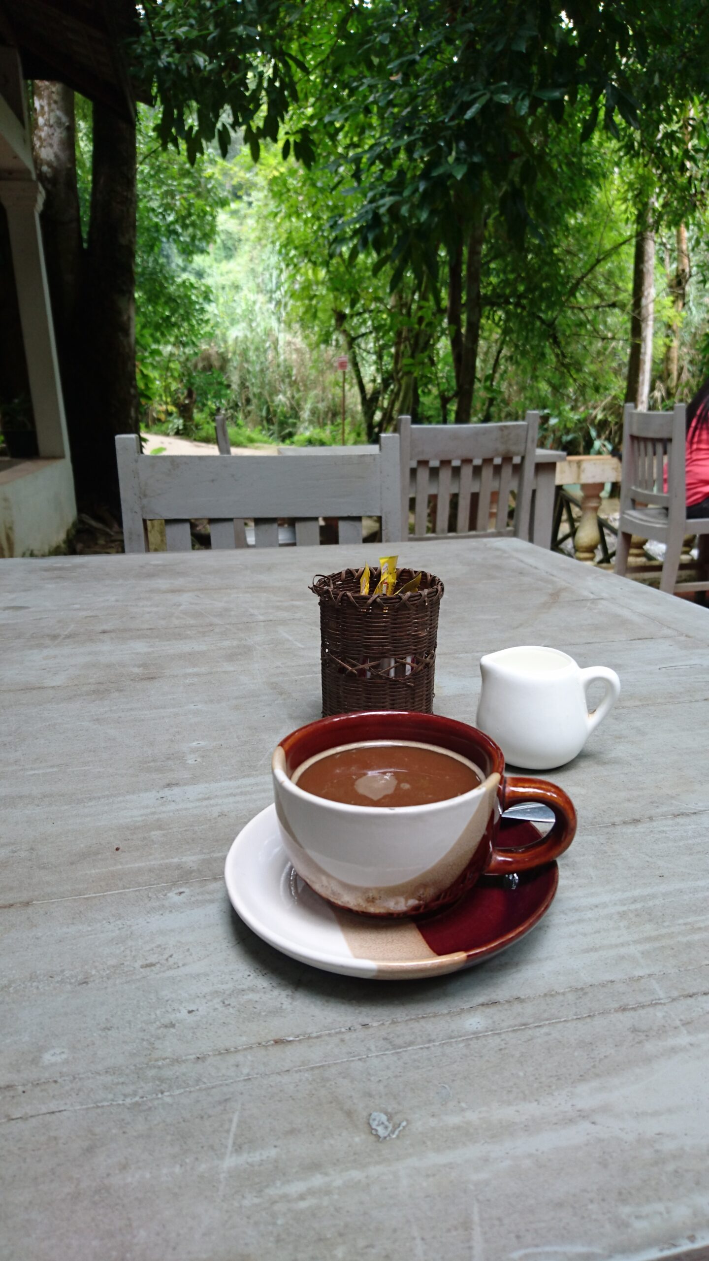 クアンシーの滝の途中のカフェで飲んだコーヒー
