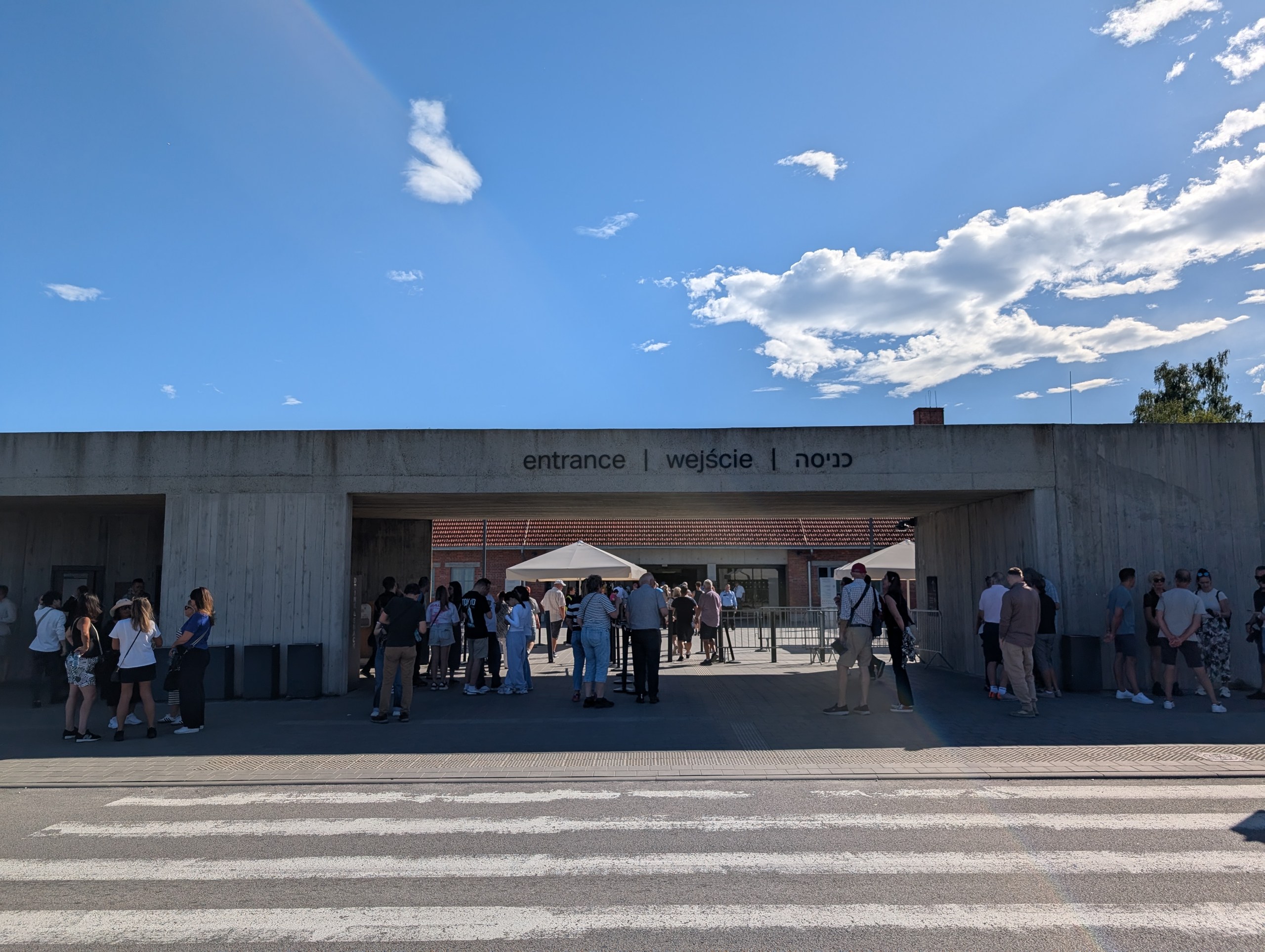アウシュヴィッツ＝ビルケナウ博物館の入口の建物