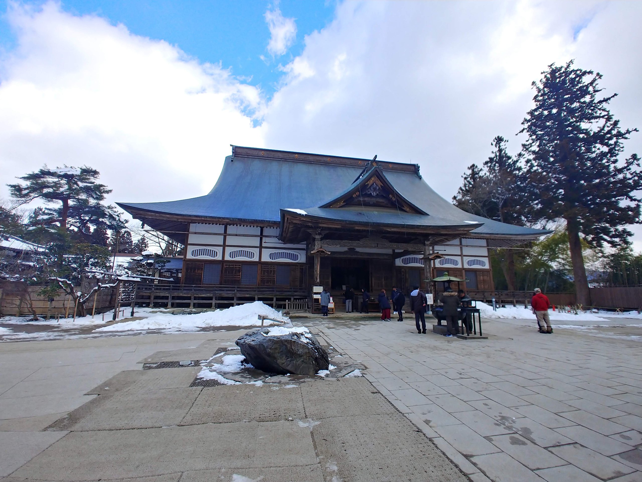 中尊寺の本堂