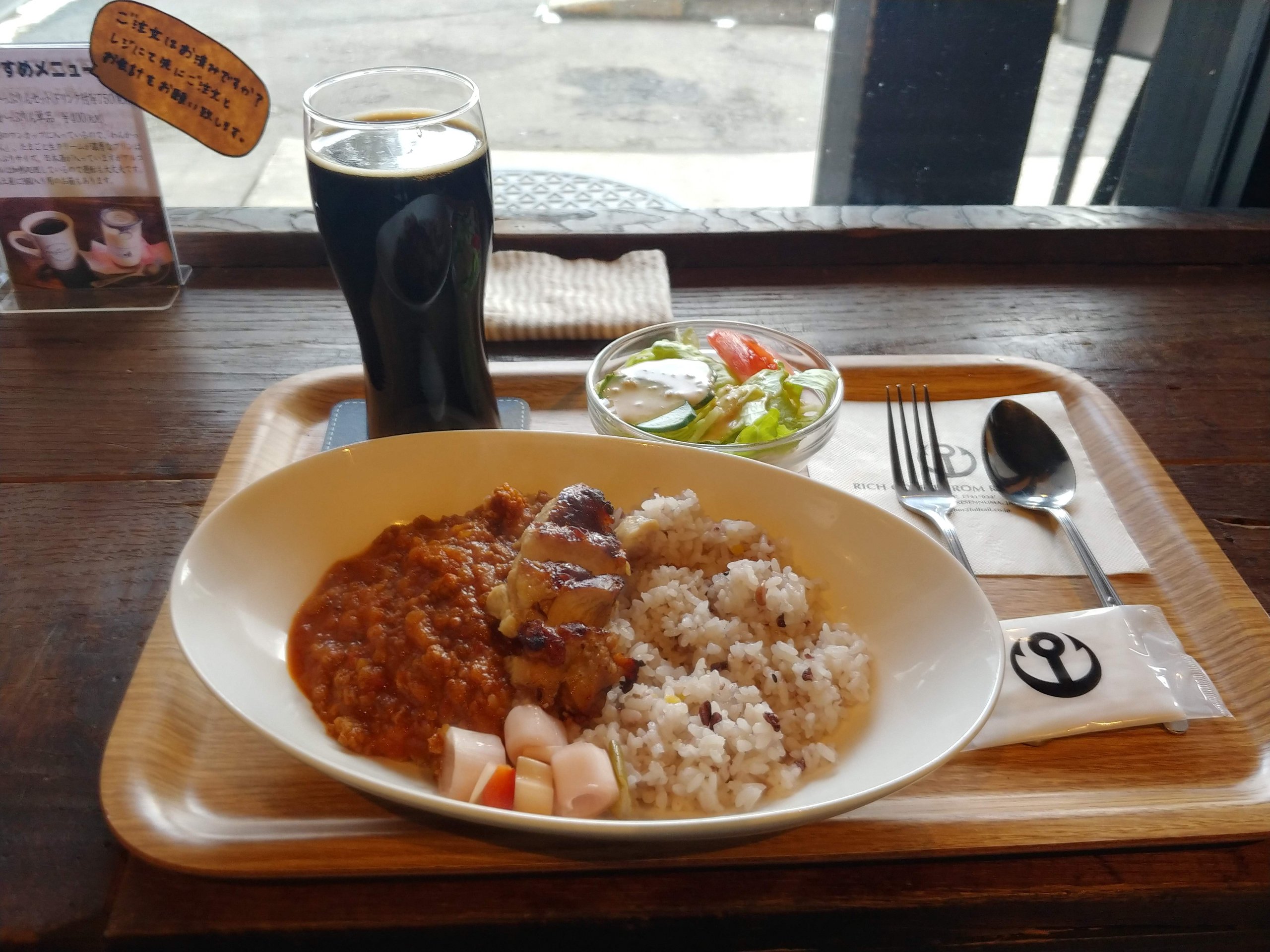 The Brewers Hiraizumiのカレーと黒ビール
