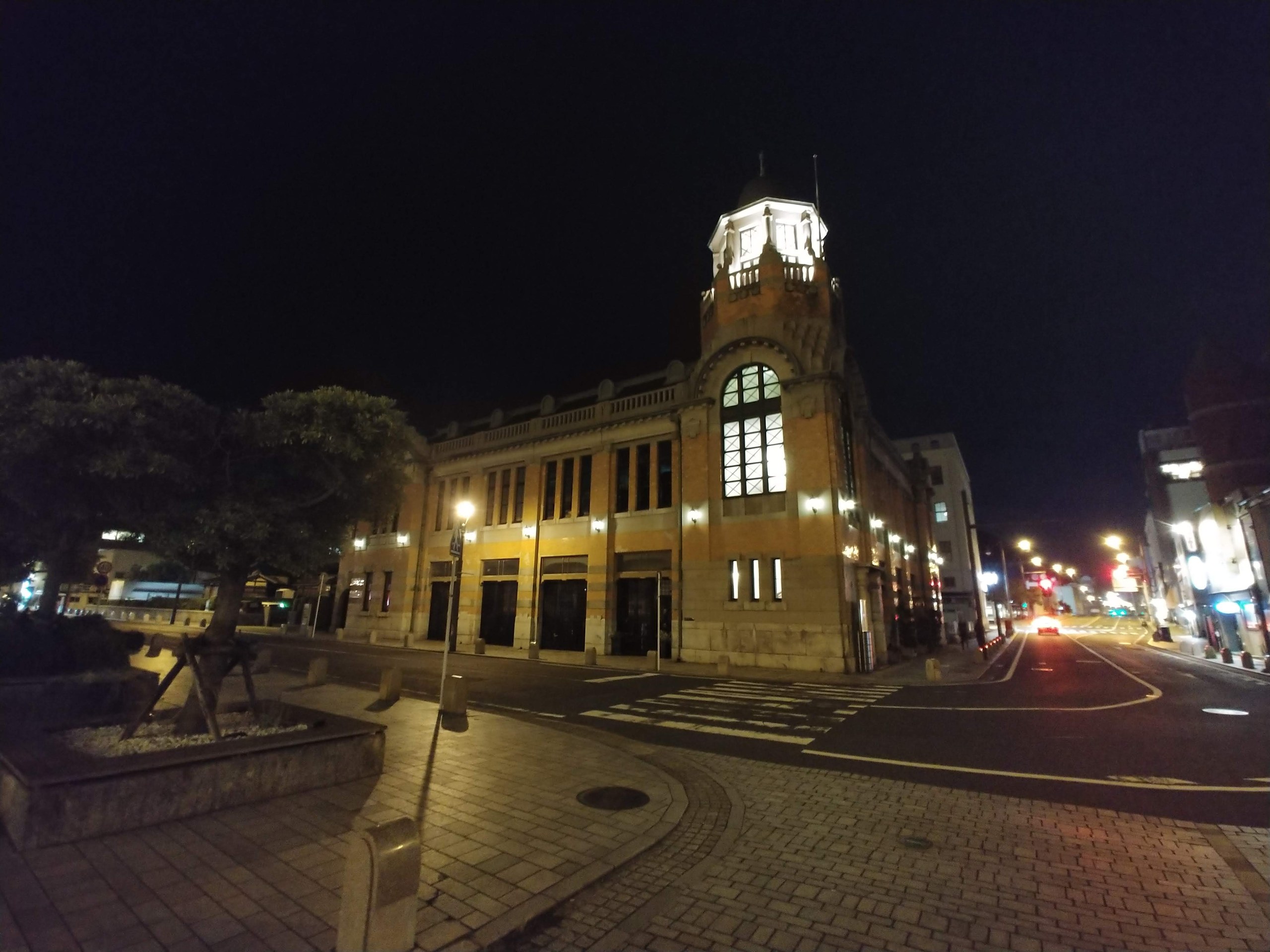夜の旧大阪商船