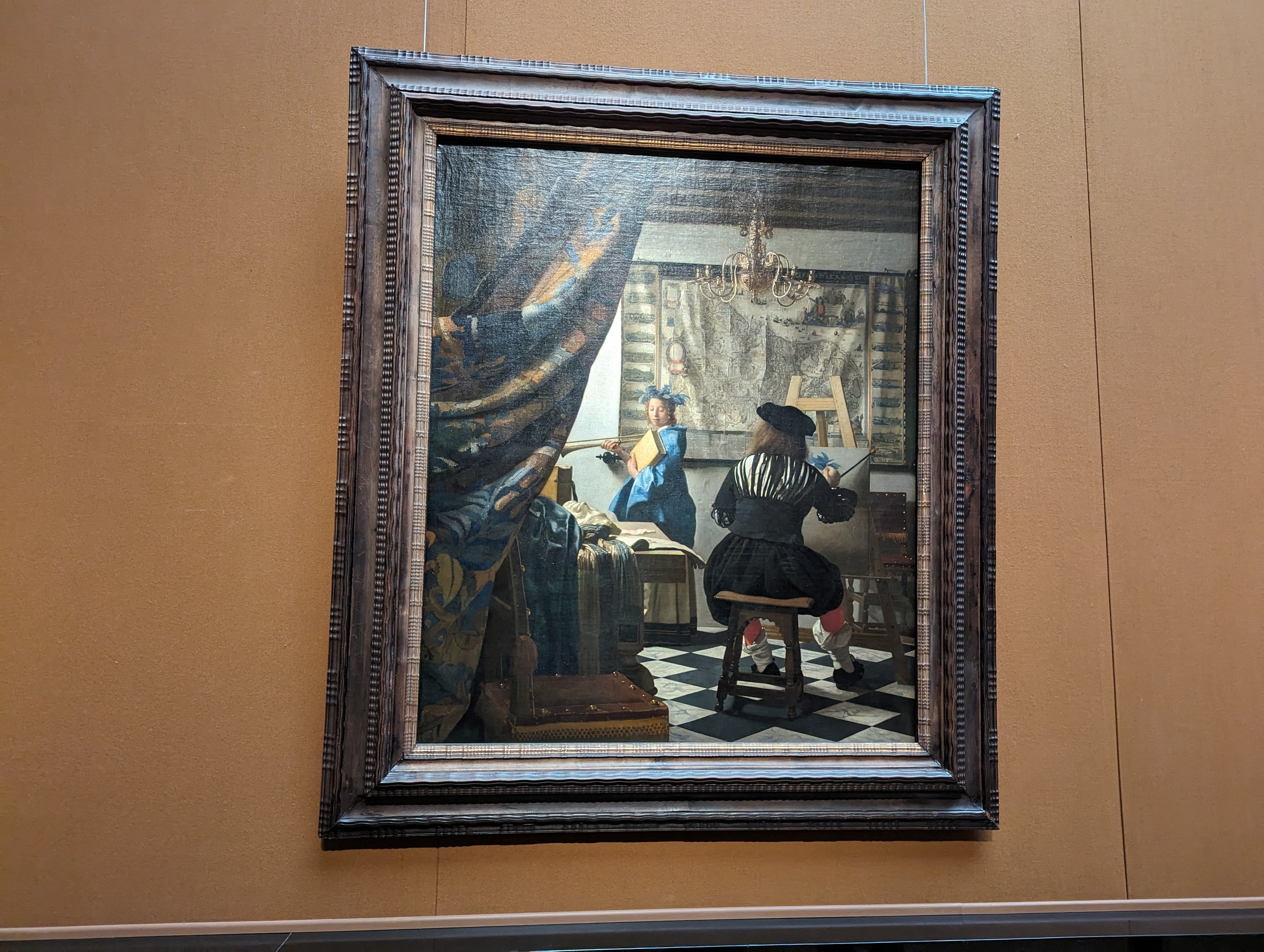 画家とモデルを描いた、フェルメールの「絵画芸術」