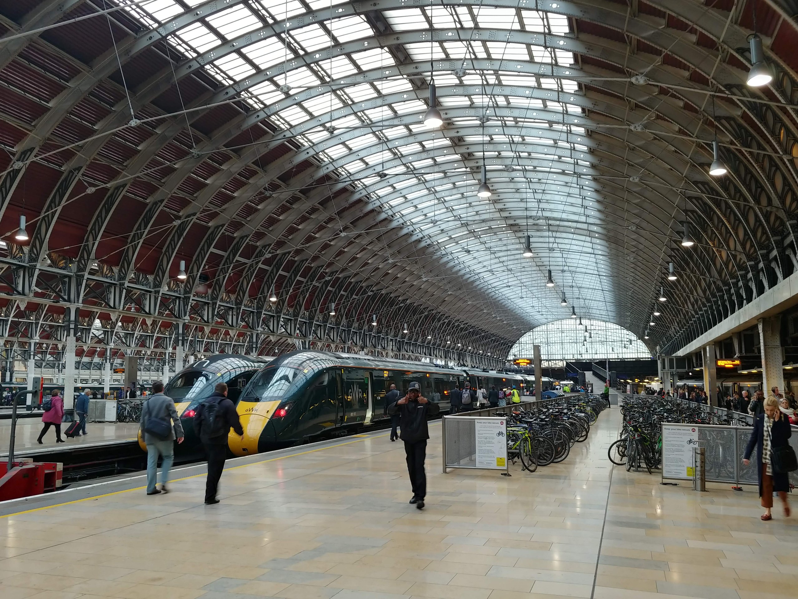 パディントン駅のホーム